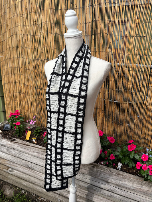Crochet Film Roll Scarf